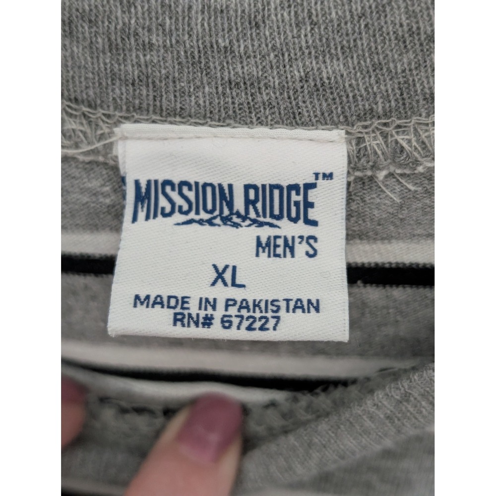 Mission Ridge Mens XL Striped Short Sleev Crew Neck T-Shirt Gray Black White New - Picture 3 of 4